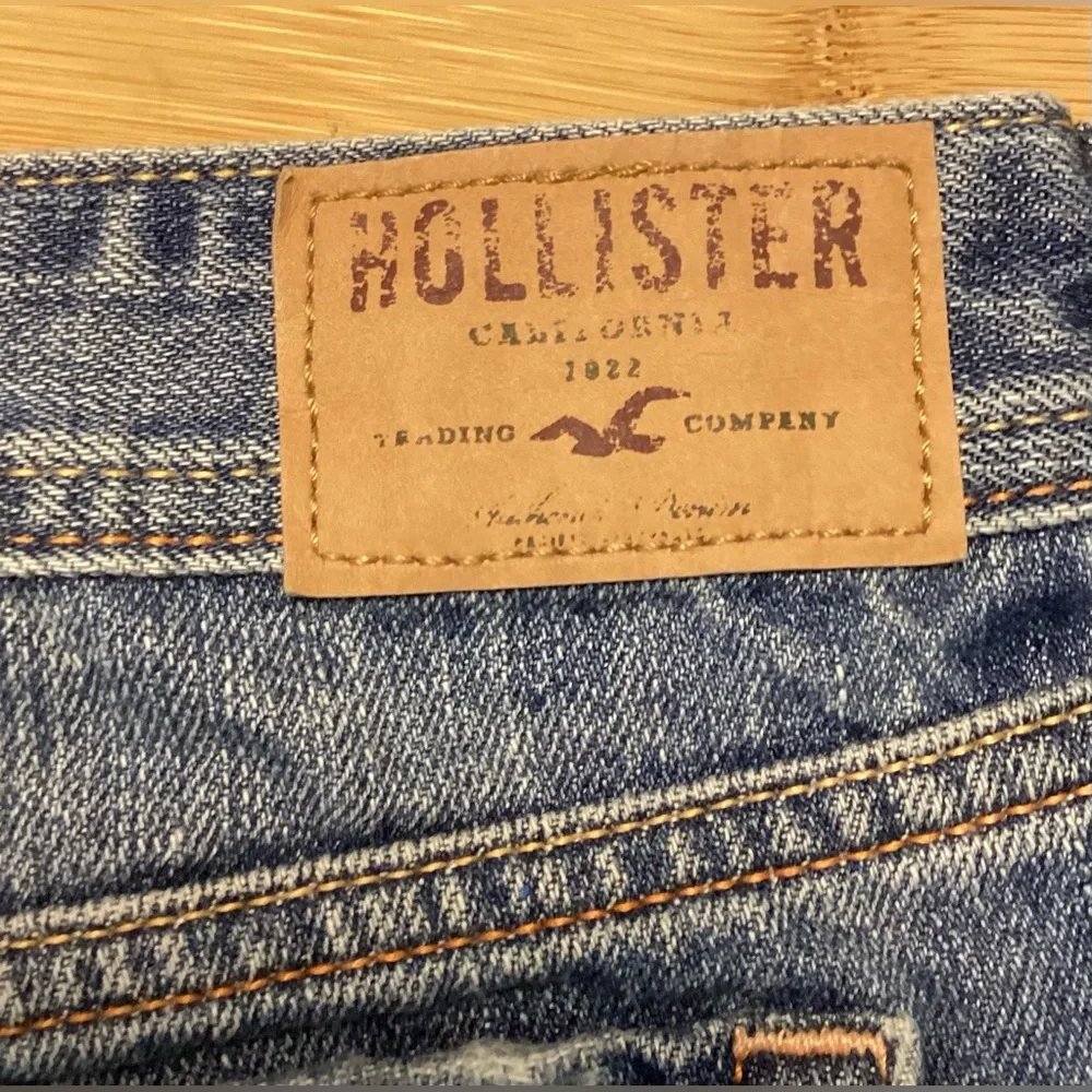 Hollister Denim Shorts - Picture 4 of 11
